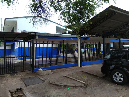 Escuela María Ossa de Amador