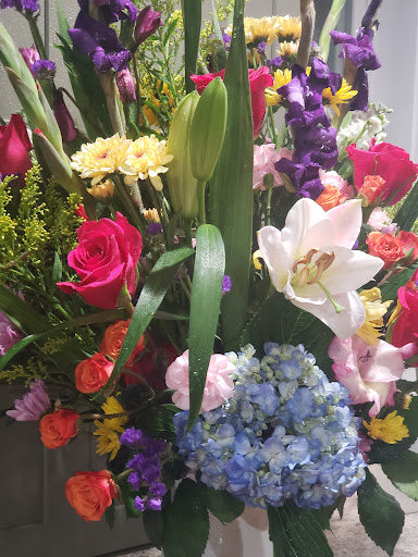 Florist «Carrolls Florist of Beverly», reviews and photos, 385 Cabot St, Beverly, MA 01915, USA