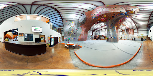 Rock Climbing Gym «Vertical Rock Indoor Climbing Center», reviews and photos, 10225 Nokesville Rd, Manassas, VA 20110, USA