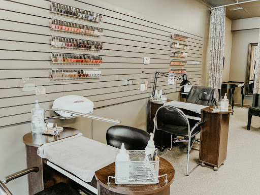 Beauty Salon «V Salon», reviews and photos, 19248 Newburgh Rd, Livonia, MI 48152, USA