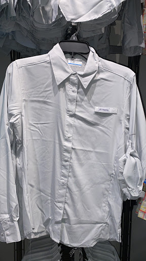 Sportswear Store «Columbia Sportswear Outlet at The Outlet Shoppes at Gettysburg», reviews and photos, 1863 Gettysburg Village Dr, Gettysburg, PA 17325, USA