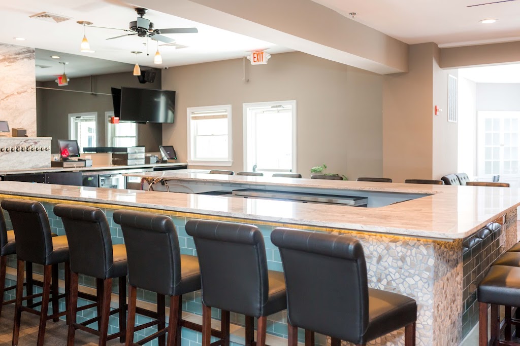 Silo Falls Restaurant/Bar 20833