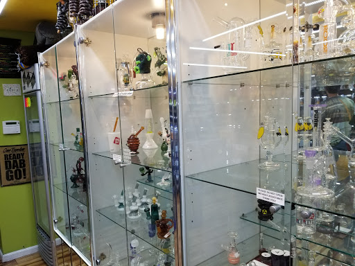 Tobacco Shop «Brickell Smoke Shop», reviews and photos, 13 SW 7th St, Miami, FL 33130, USA