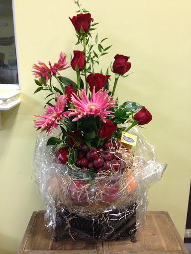 Florist «Flowers By Pouparina», reviews and photos, 7701 W 26th Ave #7, Hialeah, FL 33016, USA