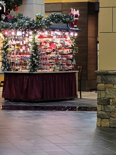 Shopping Mall «Lakeshore Mall», reviews and photos, 150 Pearl Nix Pkwy, Gainesville, GA 30501, USA