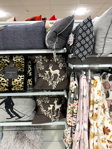 Department Store «HomeGoods», reviews and photos, 43 Woodbridge Center Dr, Woodbridge, NJ 07095, USA