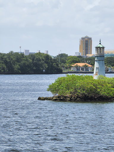 Boat Tour Agency «Dolphin Snorkeling Cruise», reviews and photos, 4630 29th Ave S, Gulfport, FL 33711, USA