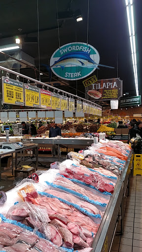Supermarket «LIC Food Bazaar Supermarket», reviews and photos, 42-02 Northern Blvd, Long Island City, NY 11101, USA