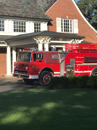 Auto Repair Shop «Gages Lake Auto & Light Truck Repair», reviews and photos, 18409 W Gages Lake Rd, Grayslake, IL 60030, USA