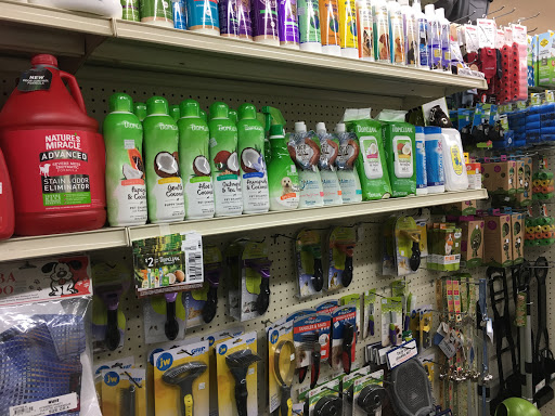Pet Supply Store «Healthy Pet», reviews and photos, 16140 Boones Ferry Rd, Lake Oswego, OR 97035, USA