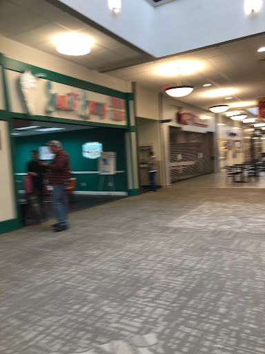 Shopping Mall «Fort Henry Mall», reviews and photos, 2101 Fort Henry Dr, Kingsport, TN 37664, USA