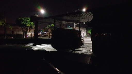 Car Wash «$1.00 Car Wash», reviews and photos, 1577 E 7th St, Long Beach, CA 90813, USA