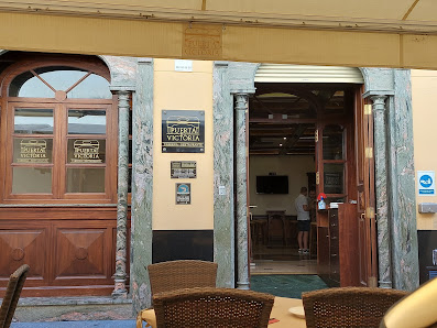 Puerta de la Victoria - Taberna / Restaurante C. de la Victoria, 7, 11540 Sanlúcar de Barrameda, Cádiz, España