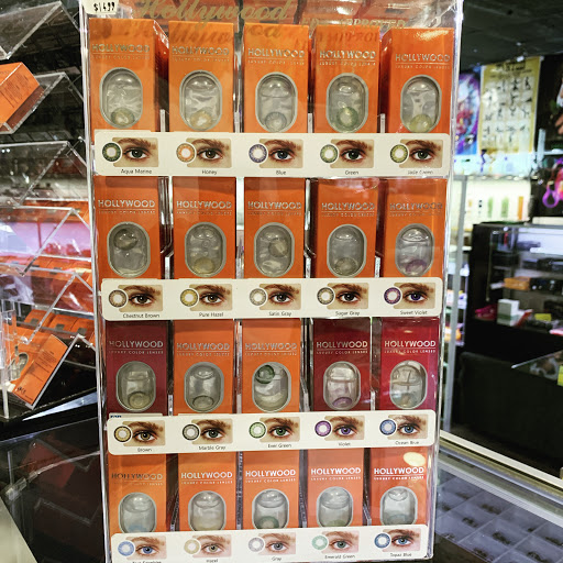 Tobacco Shop «Nirvana smoke shop», reviews and photos, 215 N Carroll Blvd, Denton, TX 76201, USA