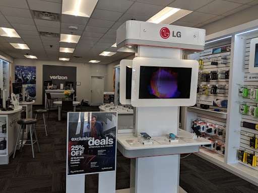 Cell Phone Store «GoWireless Verizon Authorized Retailer», reviews and photos, 6165 Lake Oconee Pkwy, Greensboro, GA 30642, USA