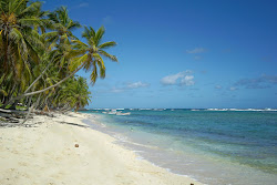 Foto von Fronton Strand mit etwas sauber Sauberkeitsgrad
