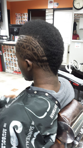 Barber Shop «St. Johns Barber Shop», reviews and photos, 22815 Pacific Hwy S, Des Moines, WA 98198, USA