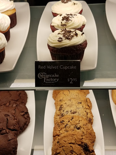 Book Store «Barnes & Noble», reviews and photos, 5755 N Bayshore Dr, Glendale, WI 53217, USA