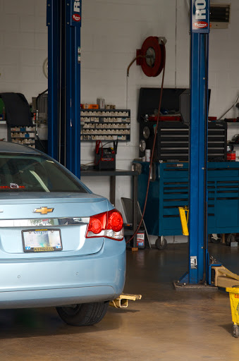 Auto Repair Shop «JT Auto Repair», reviews and photos, 1812 Q St, Springfield, OR 97477, USA
