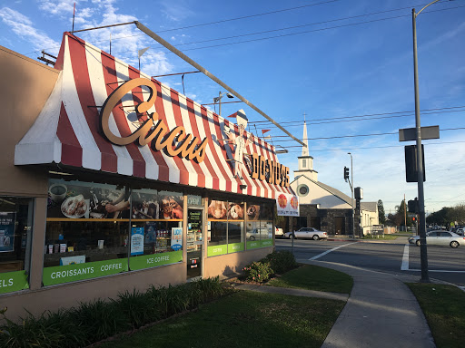 Circus Donuts, 1500 W Carson St, Torrance, CA 90501, USA, 