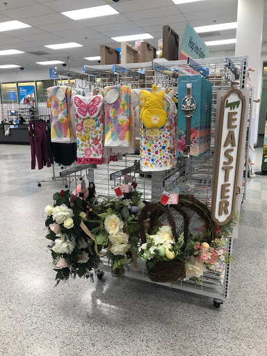 Clothing Store «Ross Dress for Less», reviews and photos, 17171 Bothell Way NE, Lake Forest Park, WA 98155, USA