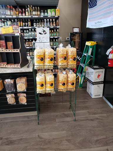 Liquor Store «Woodburn Liquor», reviews and photos, 1519 N Pacific Hwy, Woodburn, OR 97071, USA