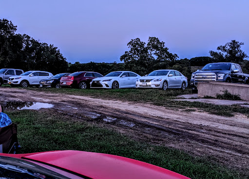 Live Music Venue «Codfish Hollow Barnstormers», reviews and photos, 5013 288th Ave, Maquoketa, IA 52060, USA