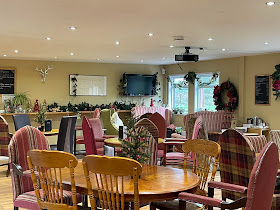 Broadlands lakes licensed clubhouse & cafe