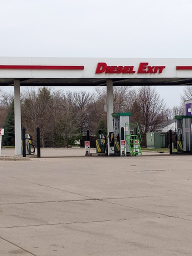 Convenience Store «Kwik Trip #330», reviews and photos, 104 Aspen Ln N, Belle Plaine, MN 56011, USA