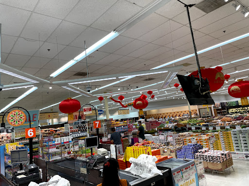 Korean Grocery Store «H Mart», reviews and photos, 1295 E Ogden Ave, Naperville, IL 60563, USA