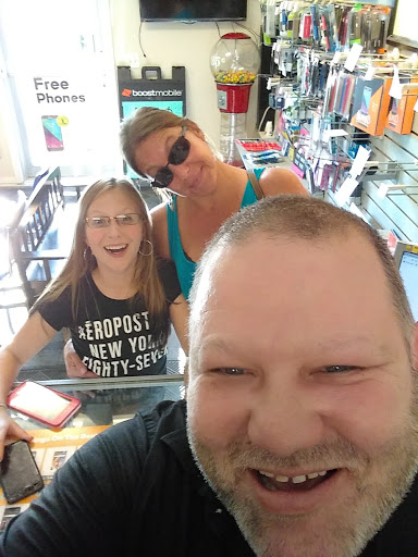 Cell Phone Store «myMobile LLC», reviews and photos, 1 Main St, Dover, NH 03820, USA