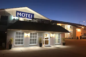 Best Western Coachman's Inn Motel image