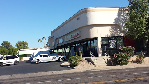 Dry Cleaner «Regal Discount Cleaners», reviews and photos, 5501 N 7th Ave # 100, Phoenix, AZ 85013, USA