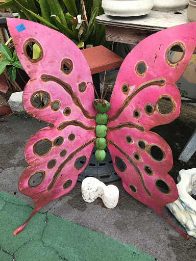 Thrift Store «OddBalls Nifty Thrift», reviews and photos, 530 NE 13th St, Fort Lauderdale, FL 33304, USA