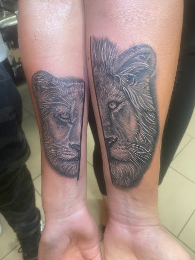 Explore upper arm tattoo ideas for women, creative tattoo ideas in Sarasota, available at SEVEN SINS Tattoo Studio