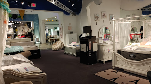 Furniture Store «Rooms To Go & Rooms To Go Kids Furniture Store - Dadeland (Miami)», reviews and photos, 7360 N Kendall Dr, Miami, FL 33156, USA