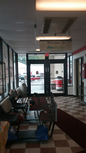 Supermarket «Vista Foods», reviews and photos, 376 S Main St, Laconia, NH 03246, USA