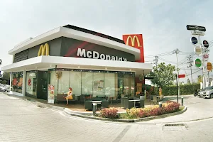 McDonald's Drive-Thru image