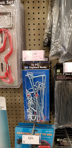 Hardware Store «Harbor Freight Tools», reviews and photos, 151 12th Ave SE STE 160, Norman, OK 73071, USA