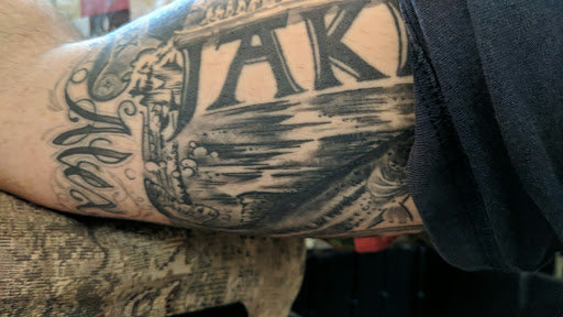 Tattoo Shop «Cool Cat Tattoo», reviews and photos, 10126 Cedar Pl, Bloomington, CA 92316, USA