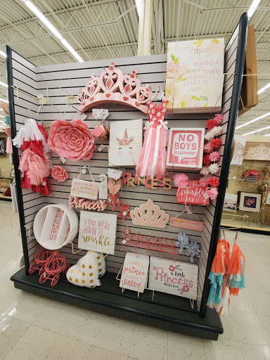 Craft Store «Hobby Lobby», reviews and photos, 6640 E State St, Rockford, IL 61108, USA