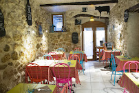 Atmosphère du Restaurant La Mangiuca à Le Broc - n°2