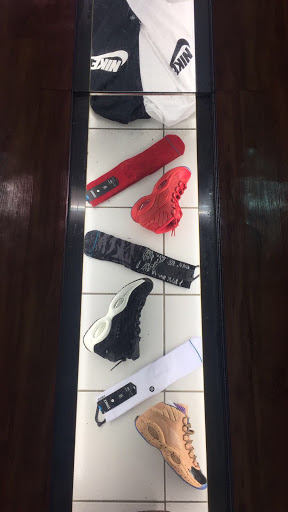 Shoe Store «Shiekh Shoes», reviews and photos, 401 NE Northgate Way #527, Seattle, WA 98125, USA