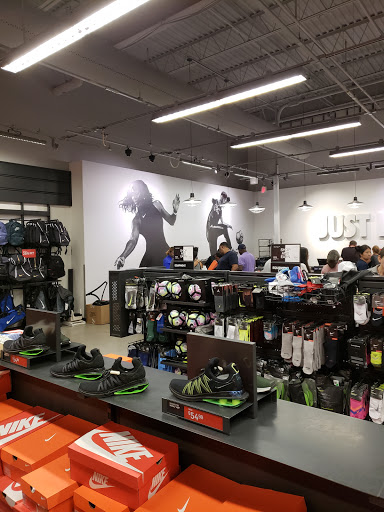 Sporting Goods Store «Nike Factory Store», reviews and photos, 810 Bergen Town Center #37, Paramus, NJ 07652, USA