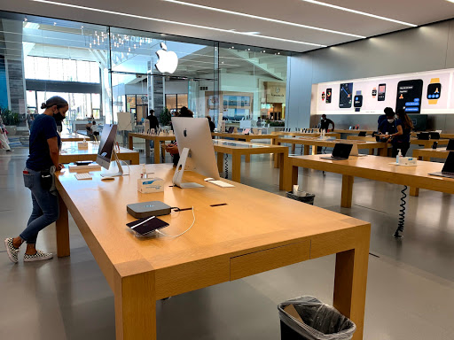 Computer Store «Apple Manhattan Village», reviews and photos, 3200 N Sepulveda Blvd, Manhattan Beach, CA 90266, USA