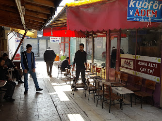 Asma Altı Çay Bahçesi