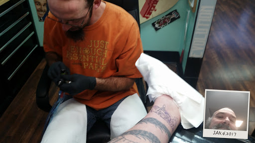 Tattoo Shop «Evolution Tattoo», reviews and photos, 1092 S Virginia St, Reno, NV 89502, USA