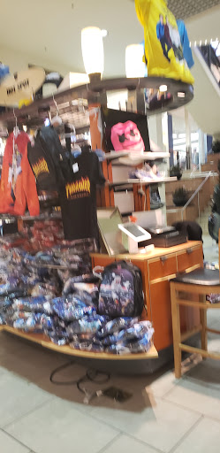 Movie Theater «North Riverside Luxury 6: Classic Cinemas», reviews and photos, 7501 W Cermak Rd, Riverside, IL 60546, USA