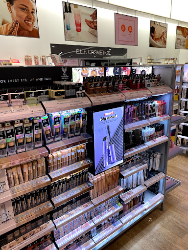 Hair Salon «Ulta Beauty», reviews and photos, 574 N Euclid St, Anaheim, CA 92801, USA
