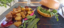 Hamburger du Restaurant français L'O à la Bouche à Ginestas - n°9